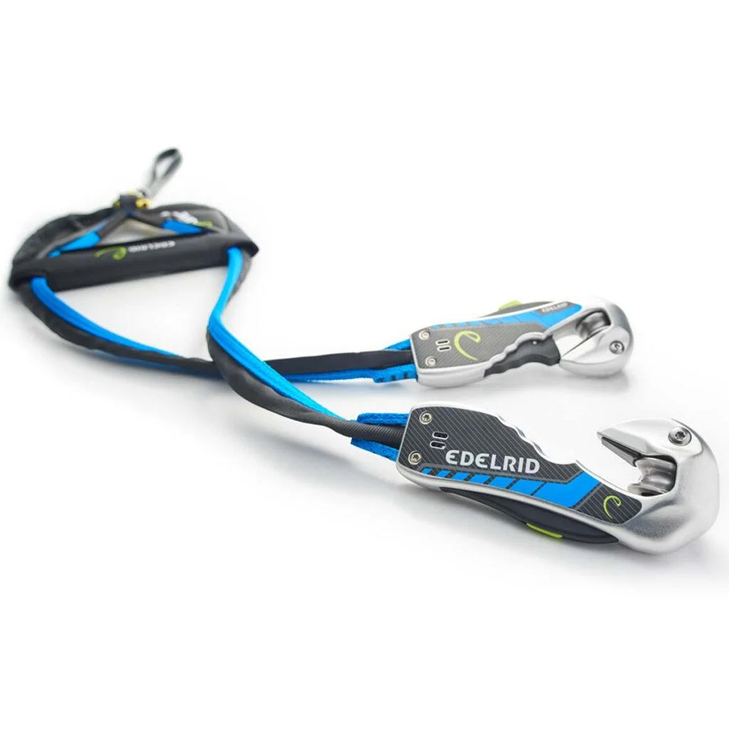 Aumenta el rendimiento del parque con el sistema Edelrid Smart Belay X. Las poleas integradas eliminan los traslados en tirolina, acelerando el flujo de clientes. Compra ahora el sistema de aseguramiento inteligente. 