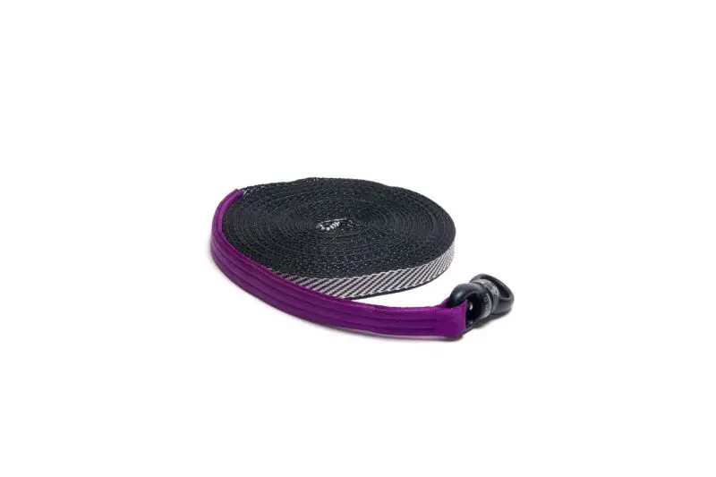 La TRUBLUE XL Auto Belay está equipada con una correa que el propietario puede reemplazar en el campo utilizando la correa de repuesto.