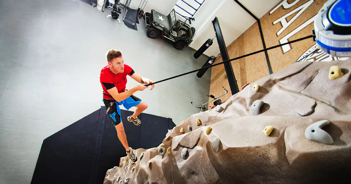 Learn the 5 modern climbing gym features that attract and retain climbers. We break down the secrets behind today's most successful climbing gyms.