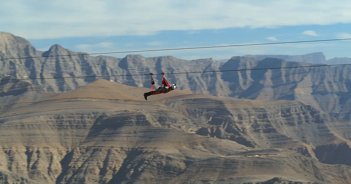 Upgrade your course with our magnetic zipline trolley. This self-braking pulley reduces wear and maintenance while ensuring a safe arrival for all riders.