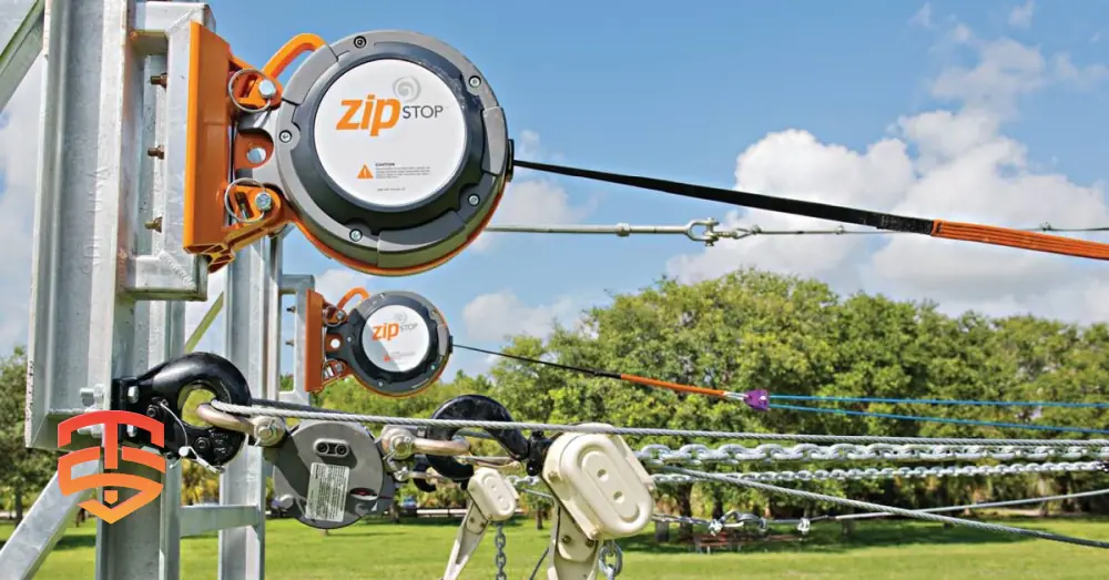 A successful zip line design requires more than a cable. Learn about the crucial roles of brakes, trolleys, platforms, and guides in our expert guide.