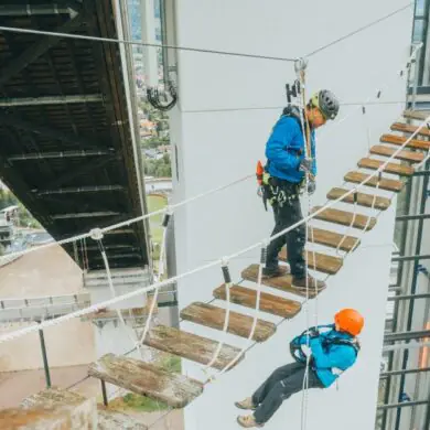 Veiligheidsharnassen voor op het werk
