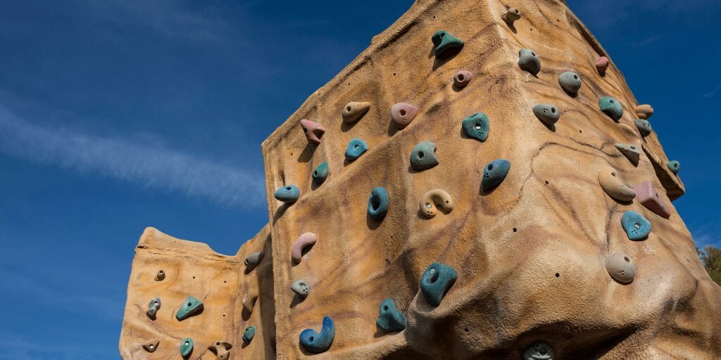 Nervenkitzel, der sich auszahlt: Mehr Umsatz und Attraktivität durch aufregende Hochseilgarten und Waldseilparks