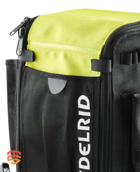 Adventure-Proof Gear: Keep tools organized with the Edelrid BEAKER Toolbag. Built for professionals! Abrasion-resistant, easy access.