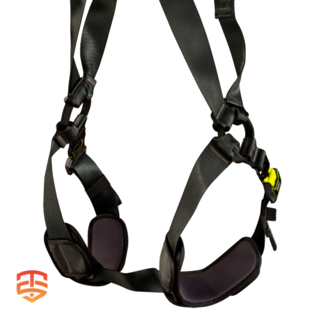 Work Without Limits: Edelrid FLEX LITE Harnesses. Maximum user weight 150kg, ideal for professional use. Explore features!